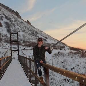 Meet your Posher, Wes